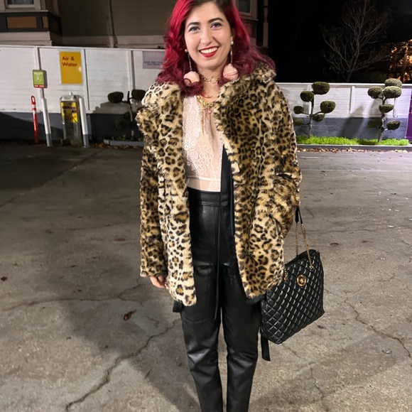 Meet your Posher, Maryam - Picture 6 of 6